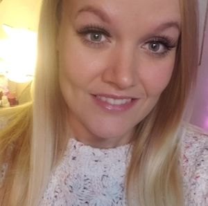 Meet your Posher, Nikki